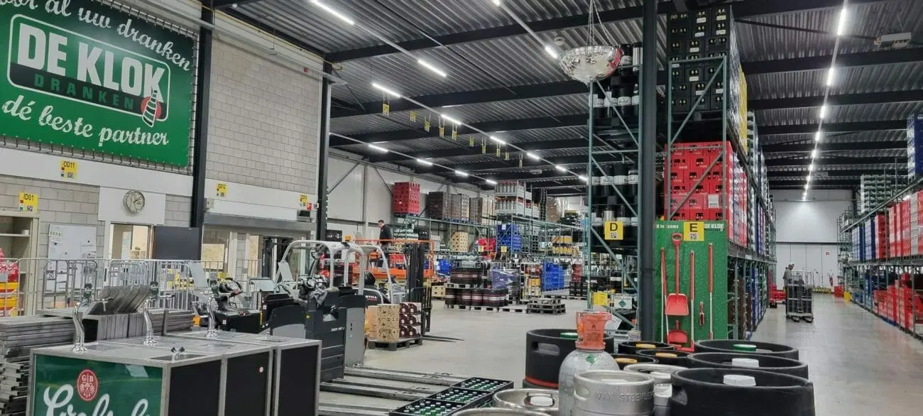 led-lijnverlichting-klok-helmond-14-1300x586