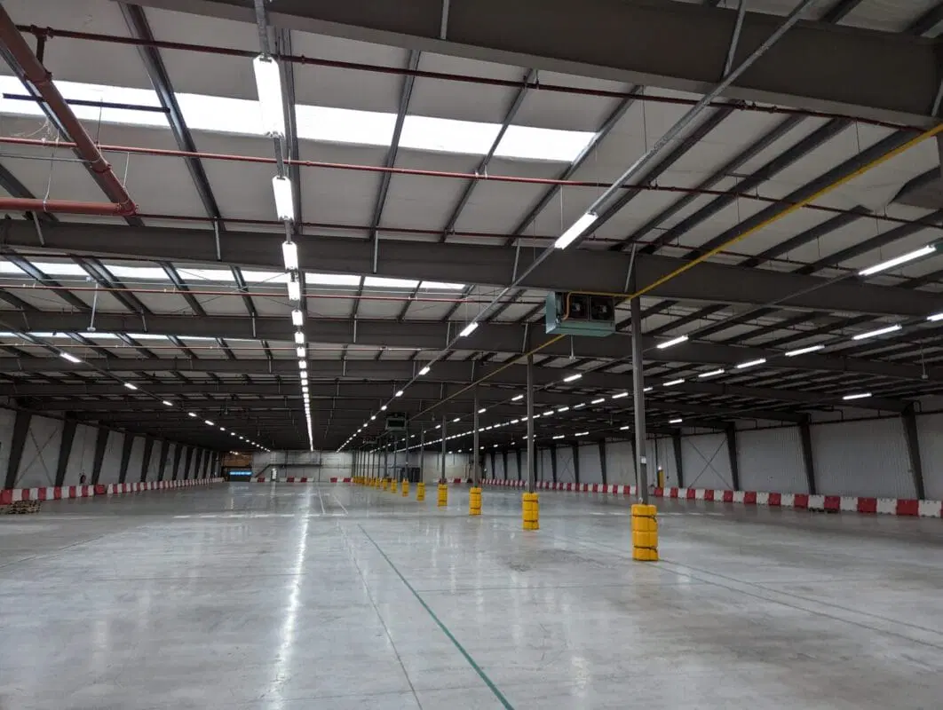 Industriële LED-verlichting bij Brabopack