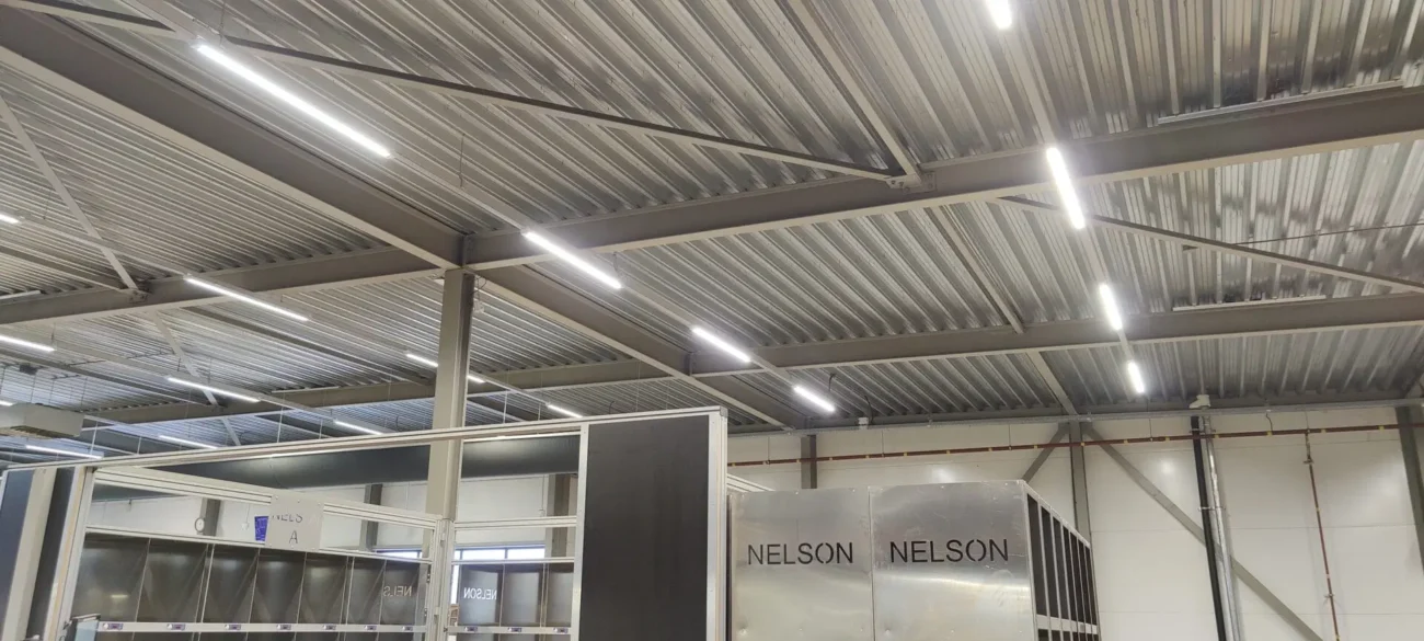 LED lijnverlichting voor bedrijfshallen